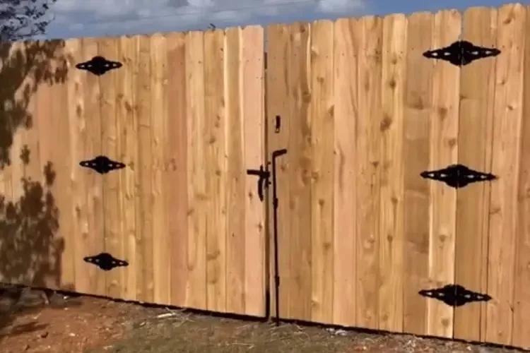 Wood, iron and chain link fences installed by Metro Fence across the Oklahoma City metro, including Piedmont